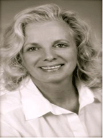 Evelyn Selz, Bobath-Grundkurs-Instruktorin (IBITA)